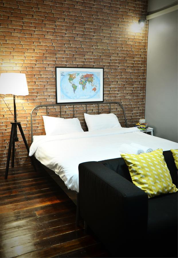 Goodfellas Thong Lo Hostel #Check In Time Needed# Bangkok Exterior photo