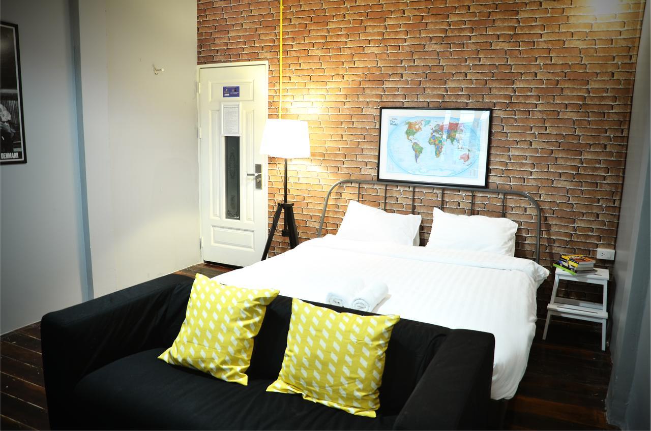 Goodfellas Thong Lo Hostel #Check In Time Needed# Bangkok Exterior photo